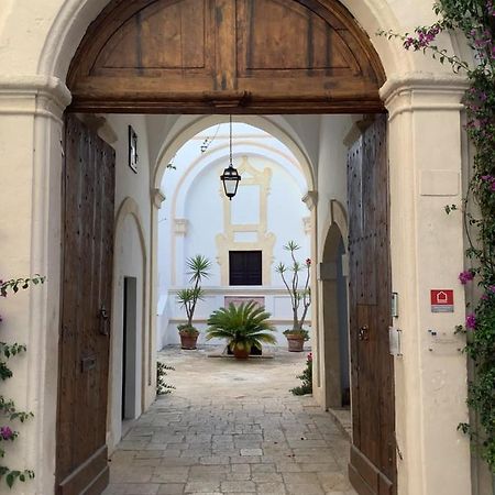 Palazzo Cariddi Bed & Breakfast Nardò Екстериор снимка