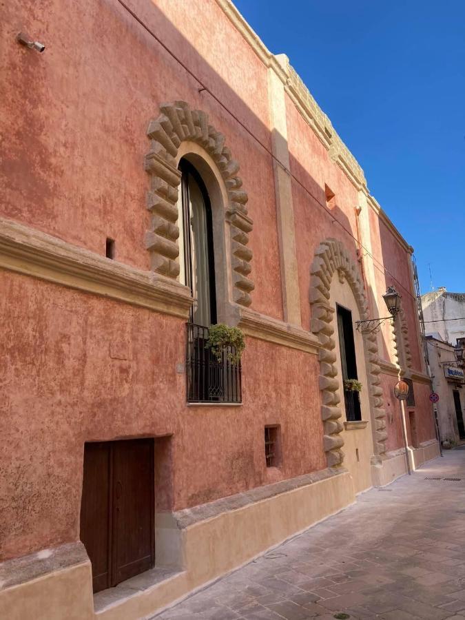 Palazzo Cariddi Bed & Breakfast Nardò Екстериор снимка