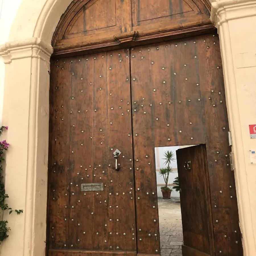 Palazzo Cariddi Bed & Breakfast Nardò Екстериор снимка