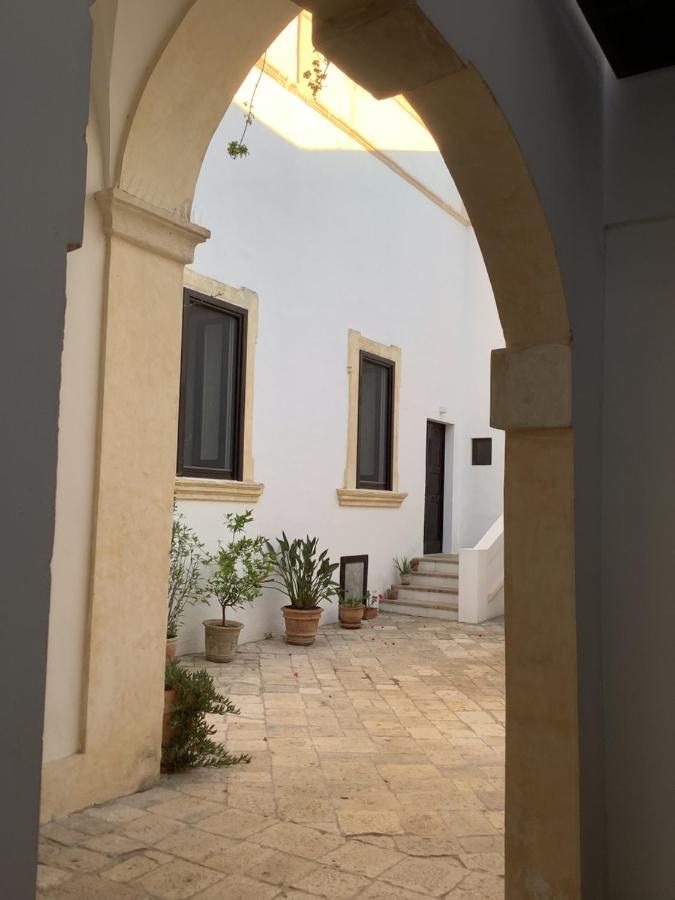 Palazzo Cariddi Bed & Breakfast Nardò Екстериор снимка