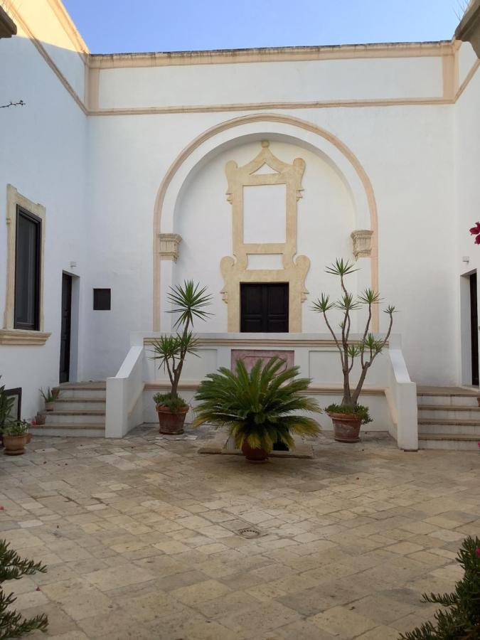 Palazzo Cariddi Bed & Breakfast Nardò Екстериор снимка