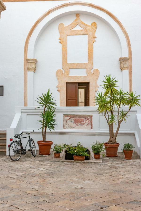 Palazzo Cariddi Bed & Breakfast Nardò Екстериор снимка
