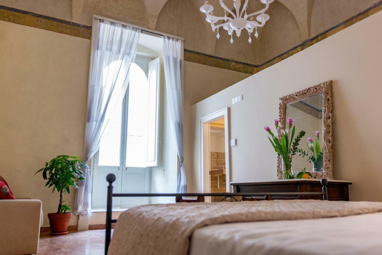 Palazzo Cariddi Bed & Breakfast Nardò Екстериор снимка