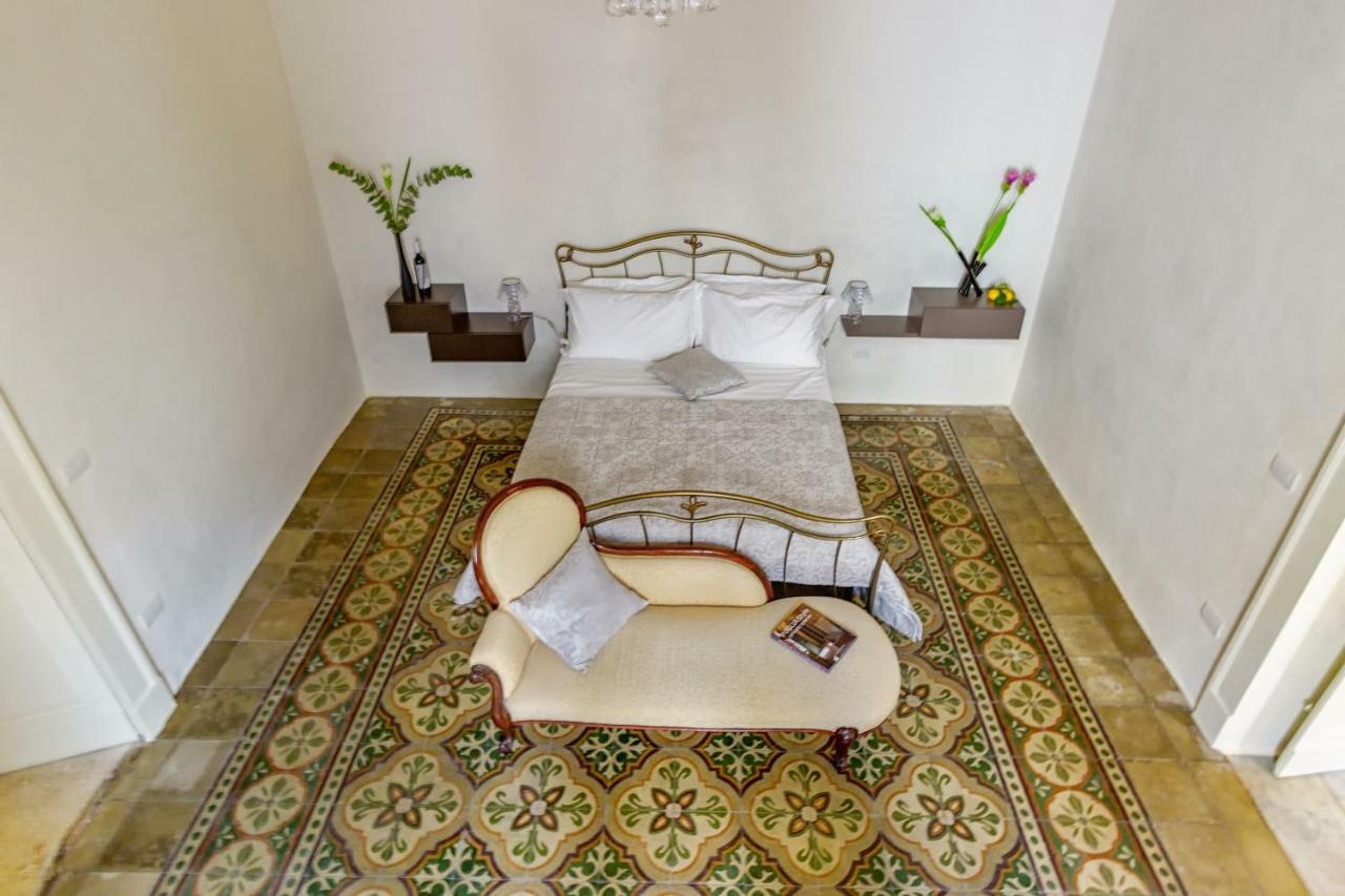 Palazzo Cariddi Bed & Breakfast Nardò Екстериор снимка